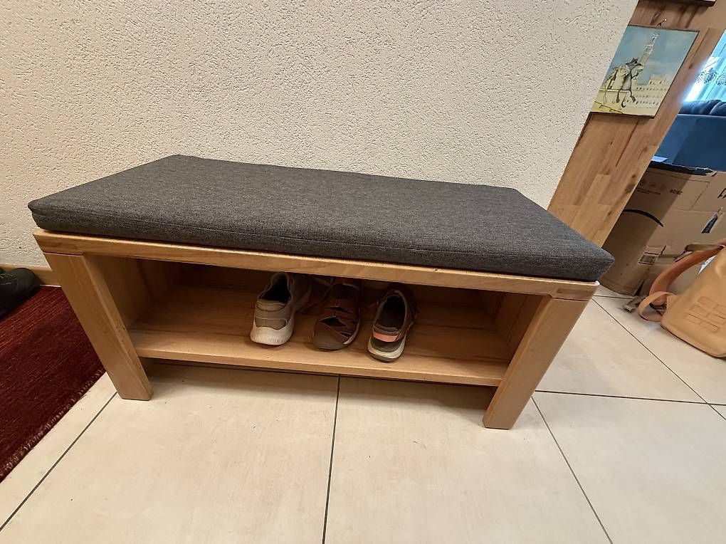 Allestimento di negozi e stand fieristici: Porte manteau et banc pour chaussures – Usato da Botyre (Ayent) venduto da Claude-EvelyneS 2