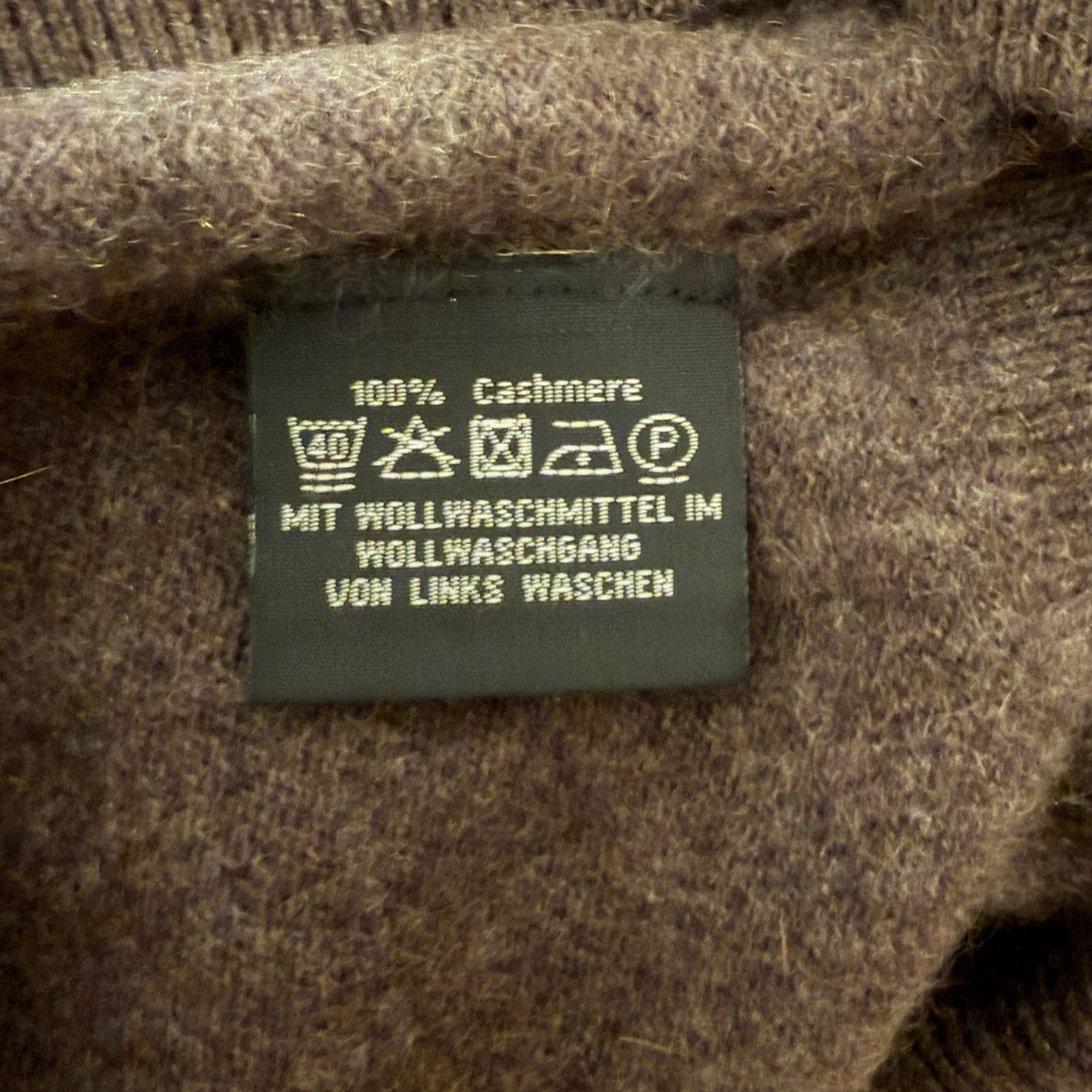 Maglioni & Felpe: Herrenpullover mit V-Ausschnitt – Usato da Stäfa venduto da britsch57 2