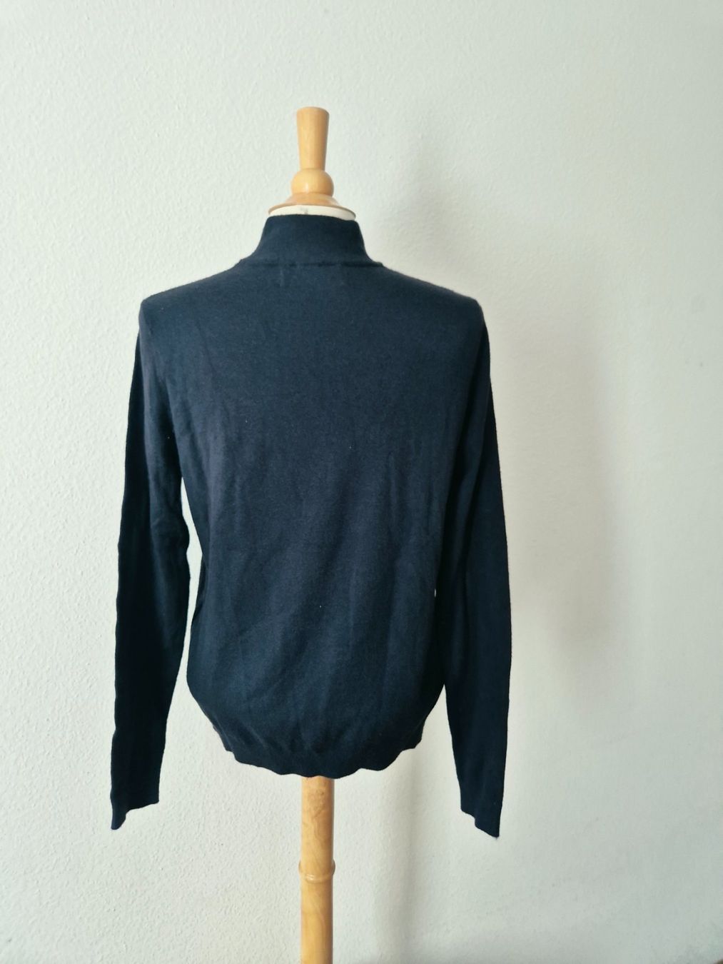 Pullover & Sweatshirts: PULLOVER PULLI M 38 ANTHRAZIT SCHWARZ TON , TOP ZU HOSE JEAN – Gebraucht aus Elsau von the-colorful-side