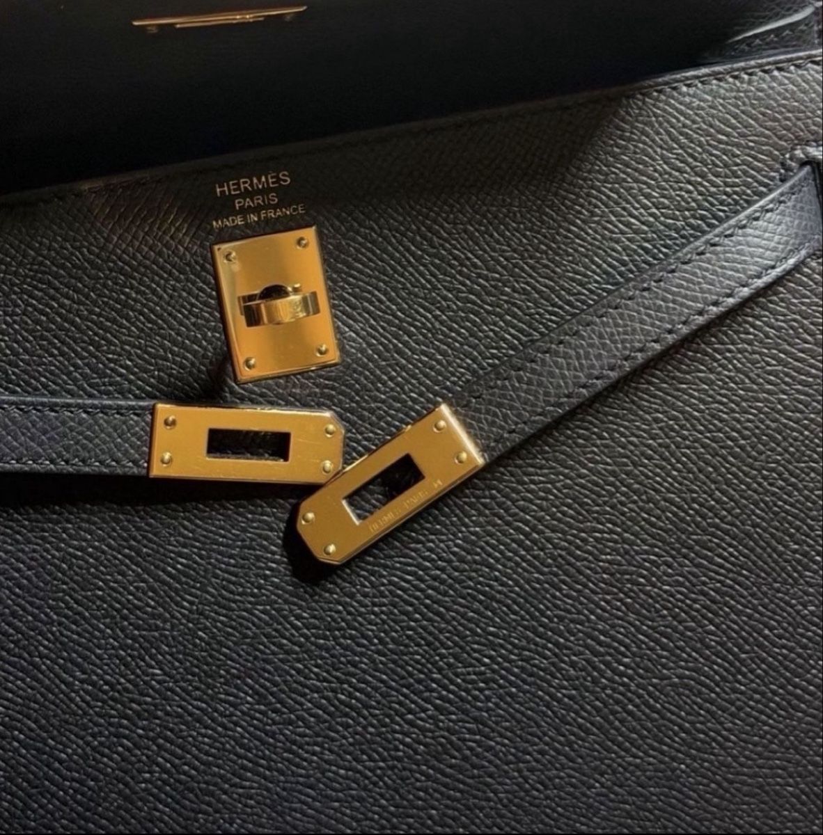 Hermès Taschen für Damen: HERMÈS Kelly 25 – Neu (gemäss Beschreibung) aus Pfäffikon SZ von happy.life 4