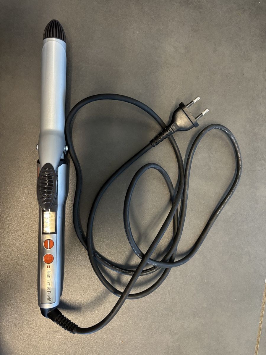 Piastre & Arricciacapelli: Lockenstab von Jean Louis David – Usato da Wetzikon ZH venduto da ger_yvd6