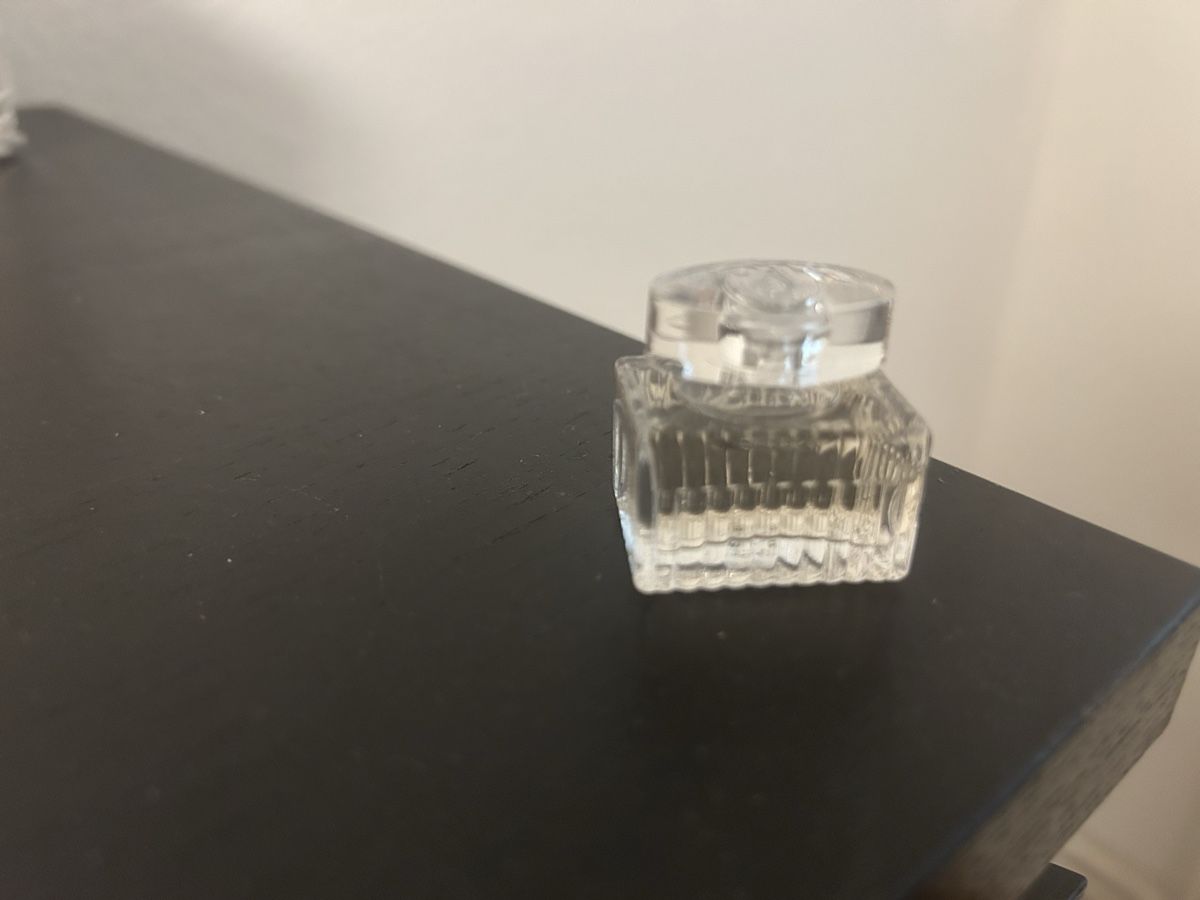 Chloé Parfum & Eau de Toilette: neues kleines Chloe Parfüm – Neu (gemäss Beschreibung) aus Allschwil von selake990673