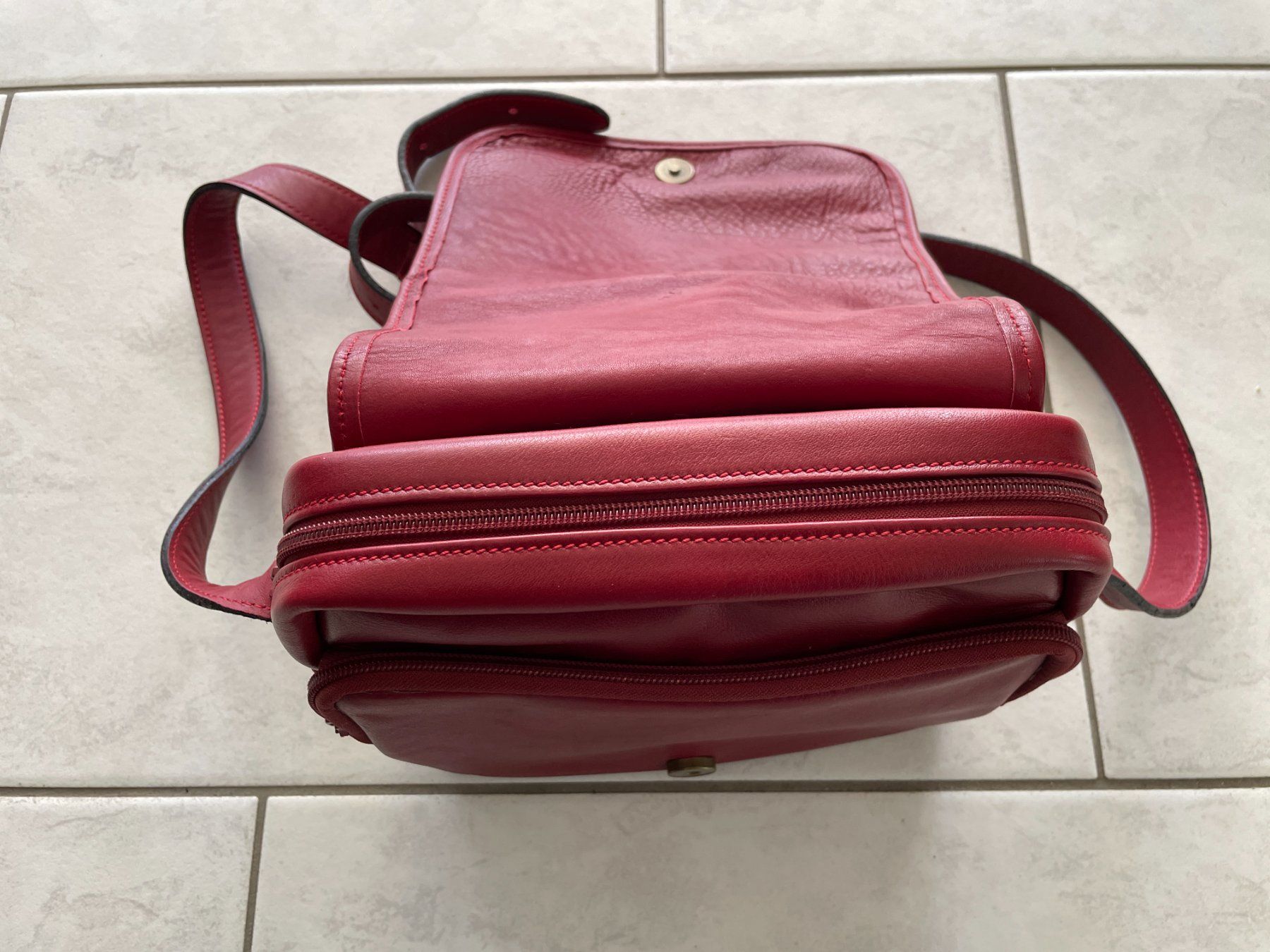 Borse da donna: Damen Handtasche – Usato da Biberist venduto da Maxime543 1