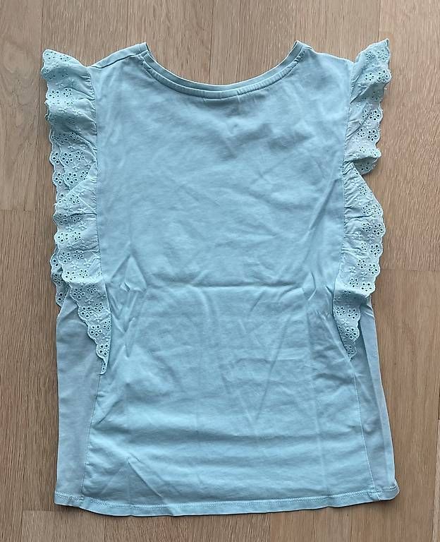 Blusen, T-Shirts & Tops: T-Shirt Gr. 146/152 – Gebraucht aus Zürich von nop4 2