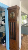 Standuhr Nussbaum Massiv Holz mit Uhrwerk ca. 210cm