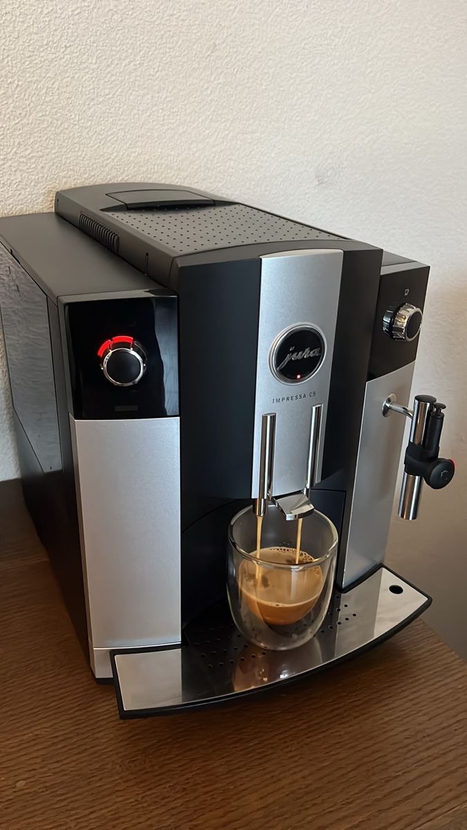 Jura Macchine per caffè & Macchine per espresso: Jura C5 Kaffeemaschine  – Usato da Root venduto da PartsH.H 1