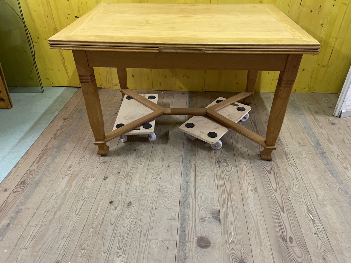 Tables: Tisch Eiche – D'occasion à Almens par bsundrix