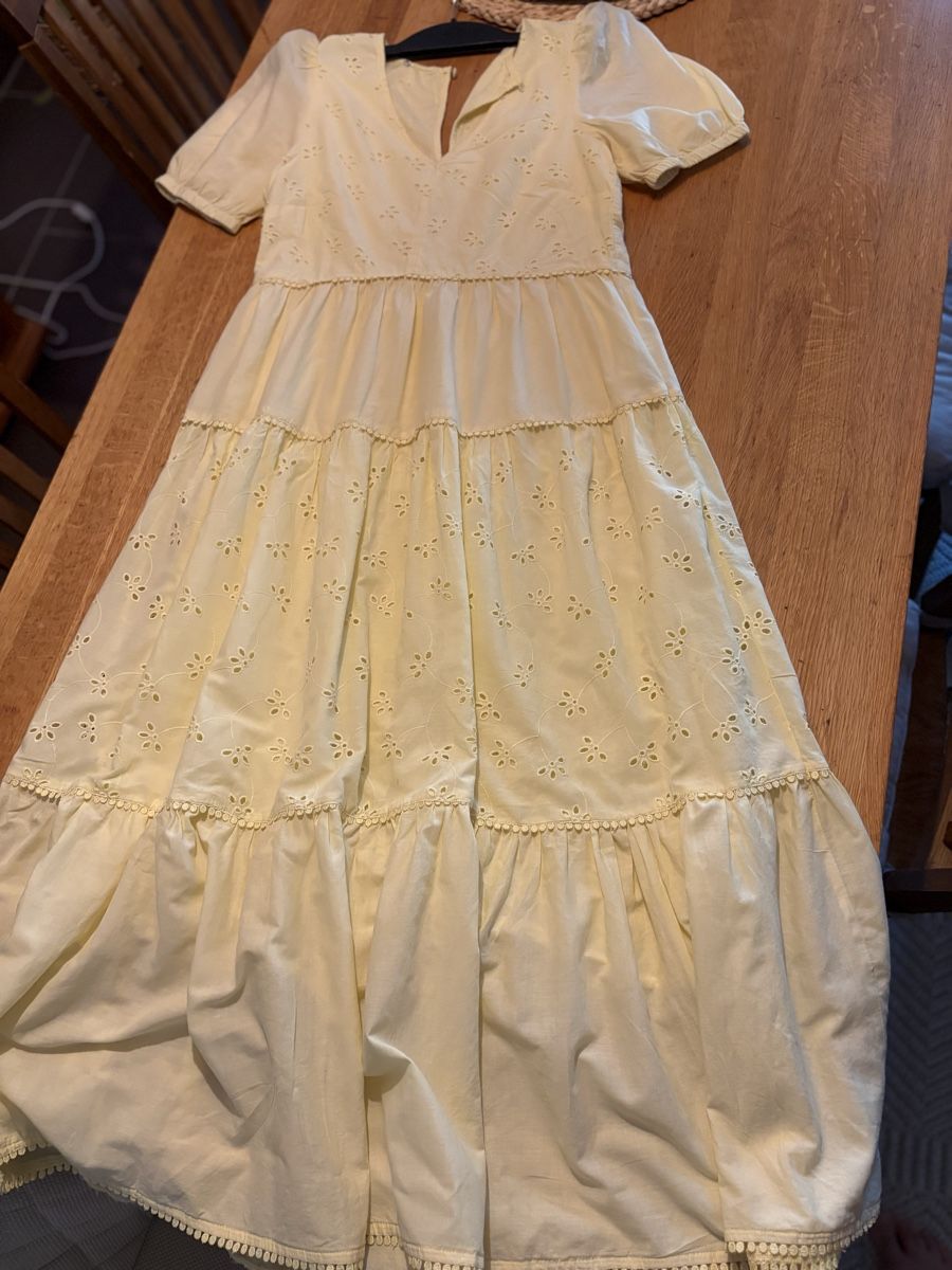 Vestiti: Robe d’eté taille S – Usato da Attalens venduto da Skorpionica 2