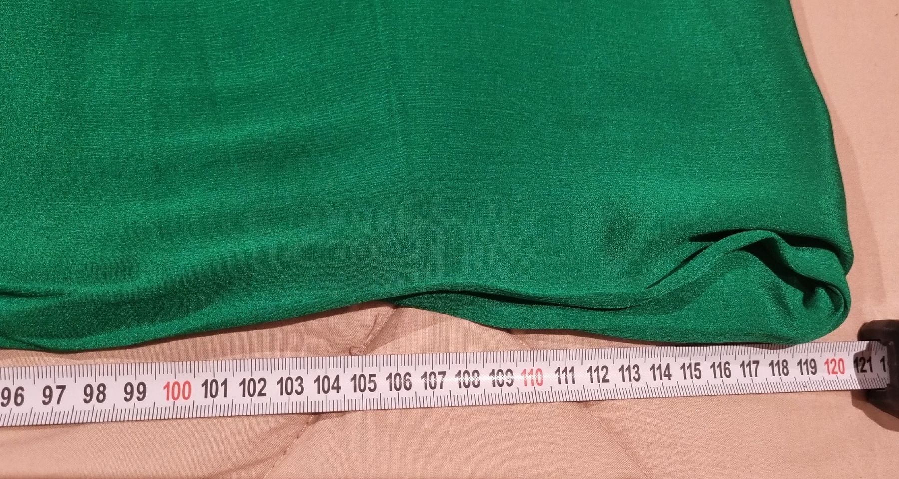 Foulards, Tücher & Schals: CHRISTINA Écharpe/ école femme – Gebraucht aus Borex von mab_28bf 4