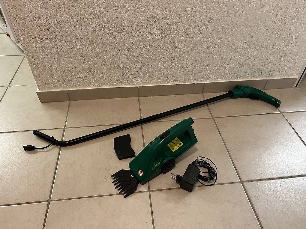 Tagliaerba: Gardenline Akku-Grasschere mit Teleskopstiel – Usato da Hausen AG venduto da Mat-Nat 1