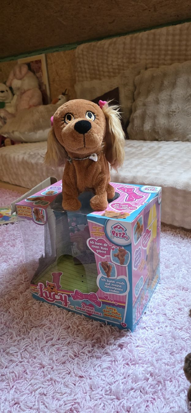 Disney Giocattoli: Lucy Spielhund – Nuovo (secondo la descrizione) da Aeschi SO venduto da trindade 1