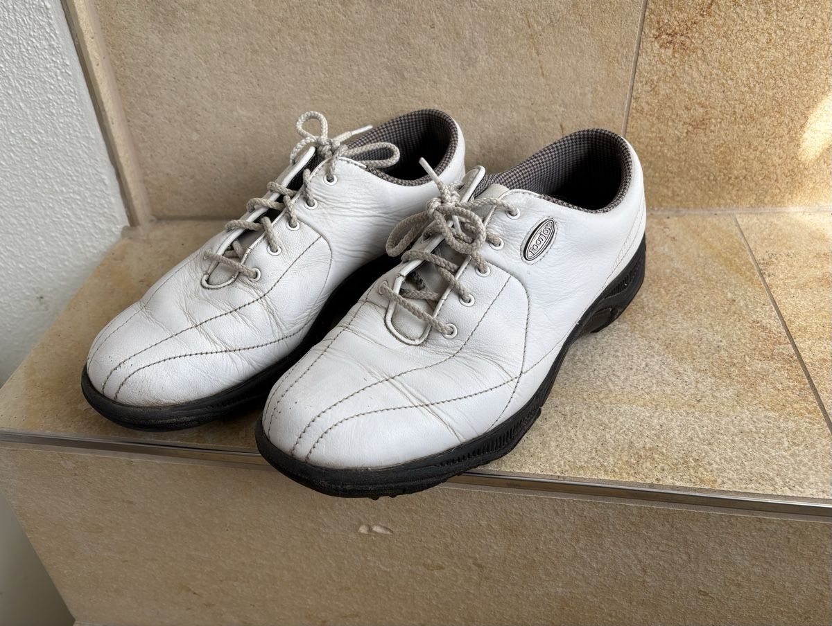 Scarpe da uomo: Golfschuhe Footjoy Gr. 40/41 – Usato da Sörenberg venduto da dfew