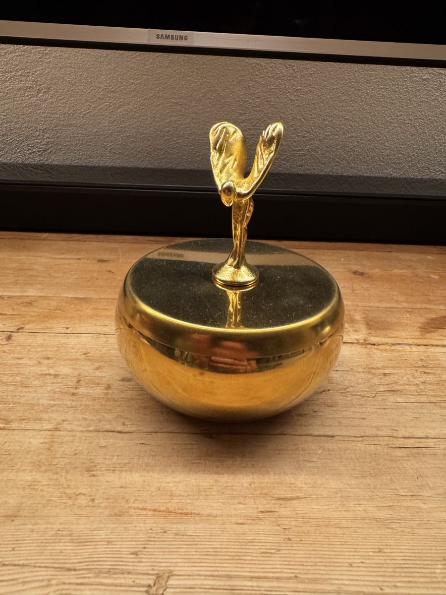 Portacenere: Elegant Aschenbecher Rolls Royce Goldfarbe – Nuovo (secondo la descrizione) da Seuzach venduto da Wolf936 4