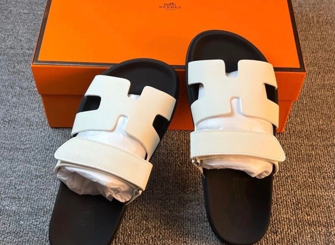Hermès Damenschuhe: Sandale Chypre Hermes White/Black – Neu und originalverpackt aus Courrendlin von Lw_Resell 6