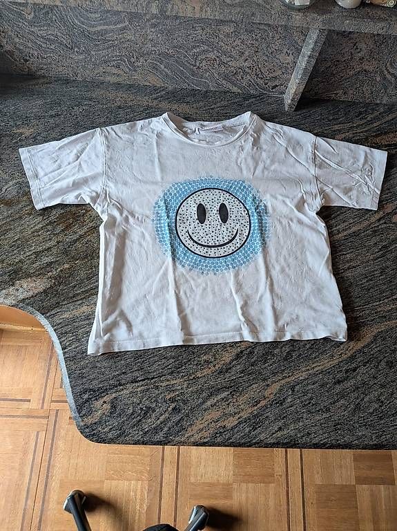Lotti di vestiti: Lot de 5 t-shirts  – Usato da Monthey venduto da ari_6vkp
