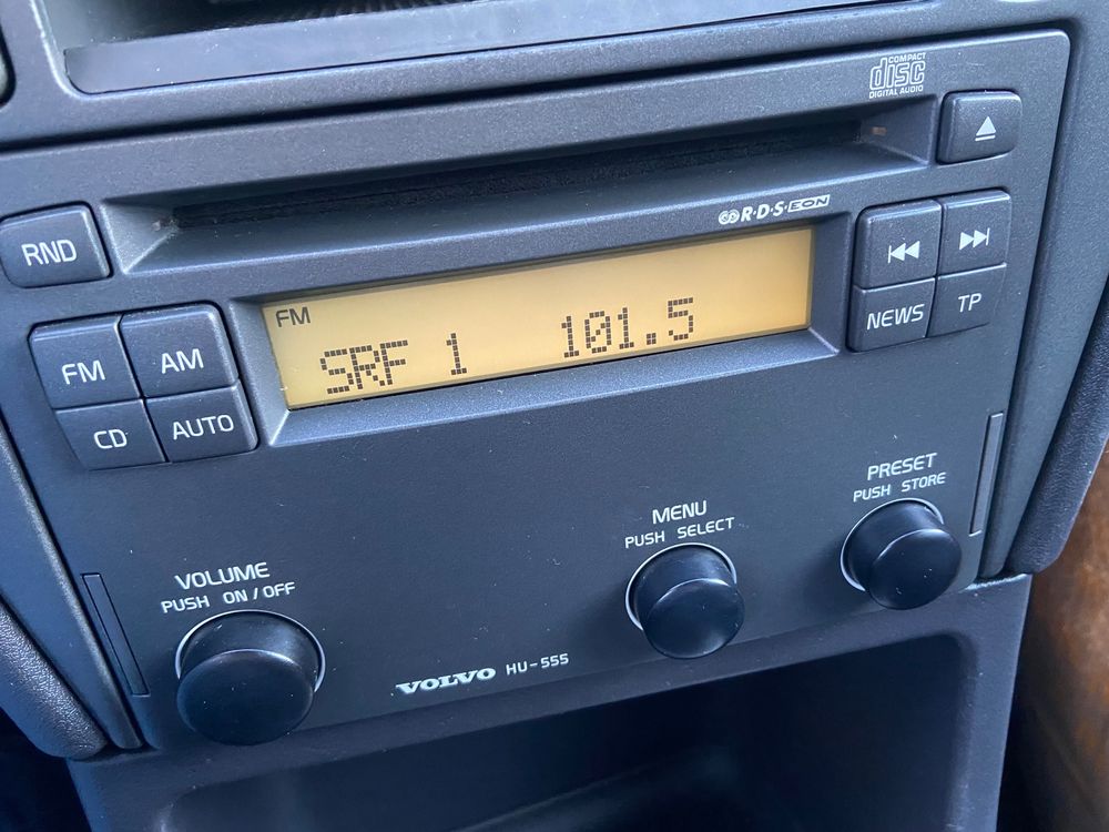 Volvo HU 555 V40 / S40 Radio inkl. Code Kaufen auf Ricardo