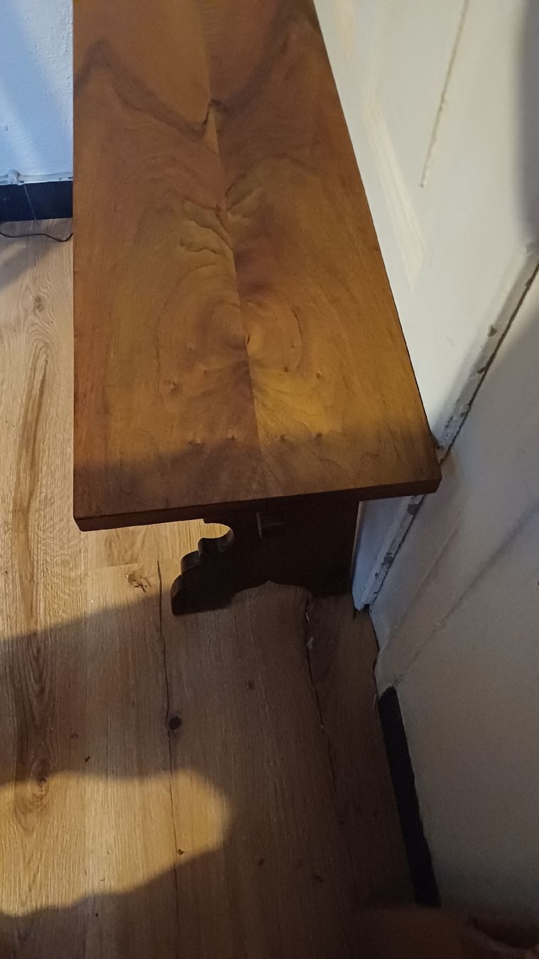 Articoli in legno: Schönes Bänkli In Nussbaumholz – Usato da Flawil venduto da Pinkmalibu 4