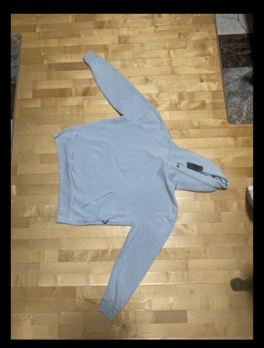 Pull&Bear Maglioni & Felpe: Pull and Bear Hoodie – Usato da Münchenbuchsee venduto da nia_w9q5 1