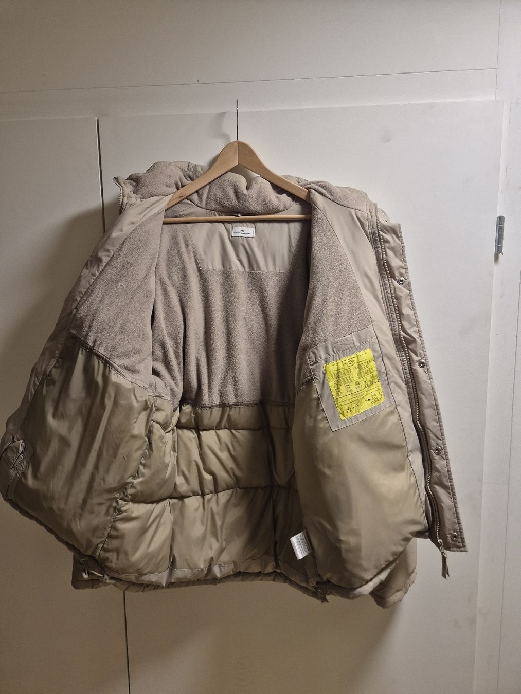 Tom Tailor Jacken: Winterjacke Tom Tailor, beige – Gebraucht aus Männedorf von Frangi_15 1