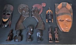Afrikanische Holzfiguren und Masken, Deko-Set, Vintage!