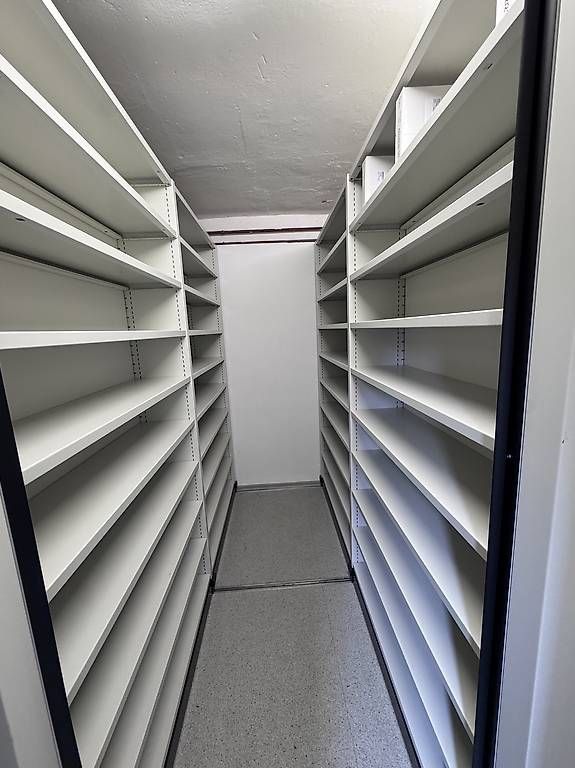 Armoires: Bruynzeel Archiv Schrank – D'occasion à Gais par luk_2skm 3