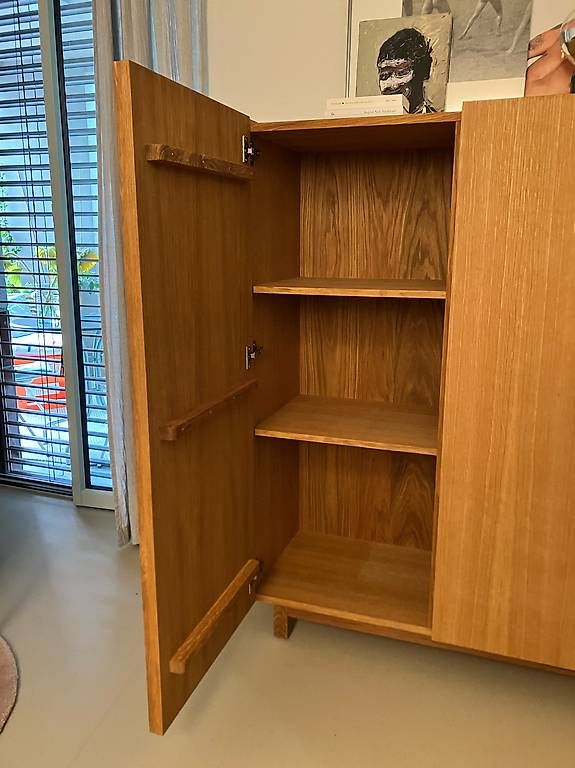 Armadi: Habitat Kommode/Schrank – Usato da Zürich venduto da pos_dd5l 1