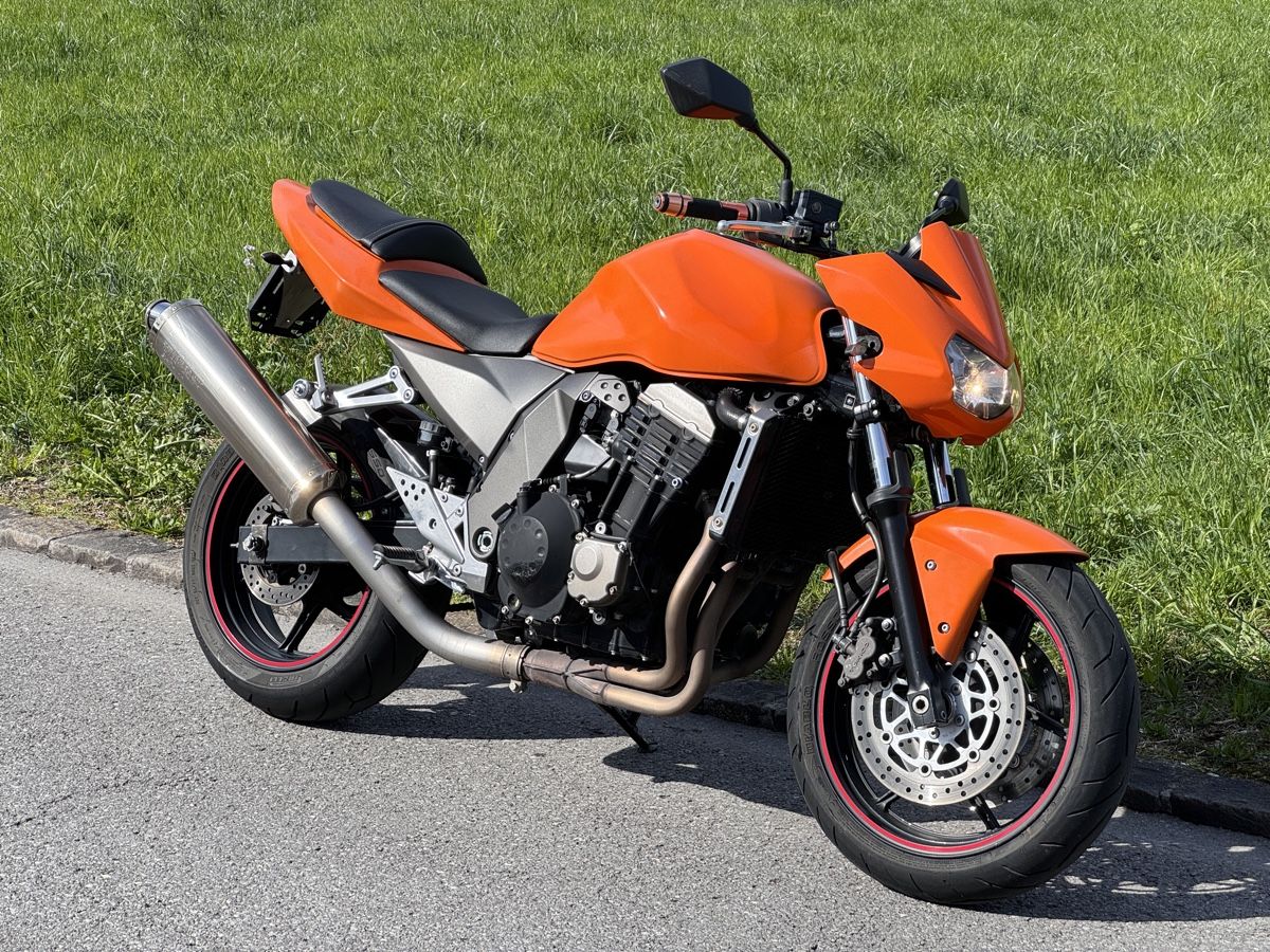 Strasse: Kawasaki Z750 – Gebraucht aus Meggen von  5