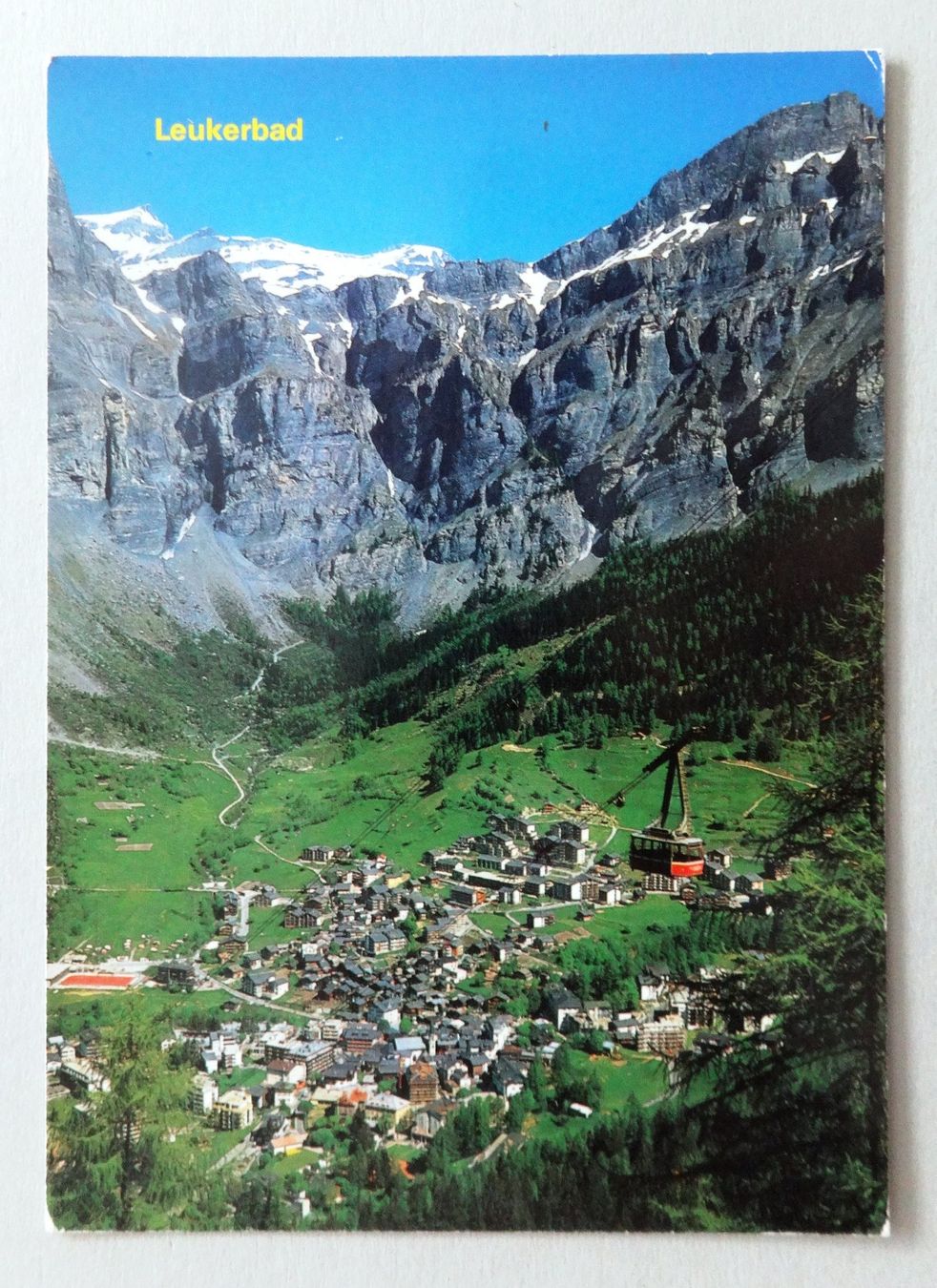 Cartoline postali: Leukerbad mit Torrenthornbahn, Gemmipass – Difettoso da Fétigny venduto da Billy2miny