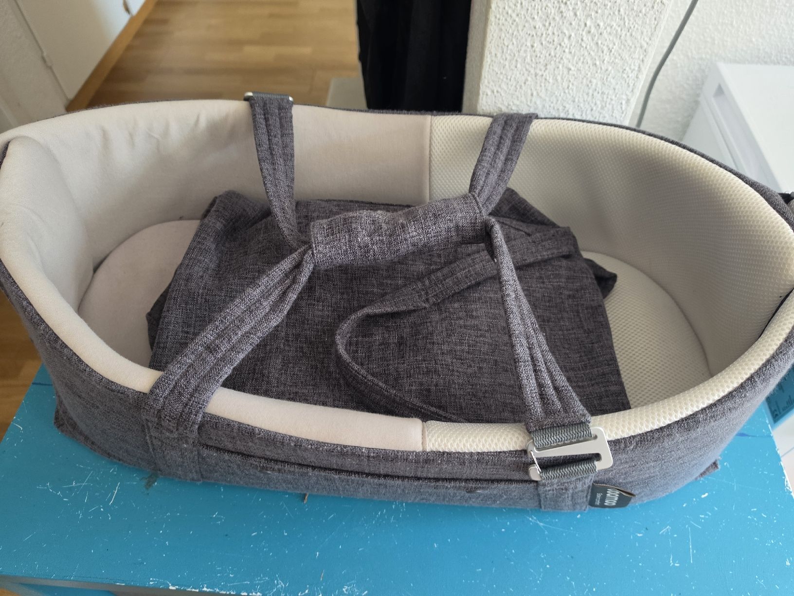 Porte-bébés ventraux & dorsaux: Babynest / Kinderwagen Einsatz mit Griffen – D'occasion à Nürensdorf par Chantii1930 3