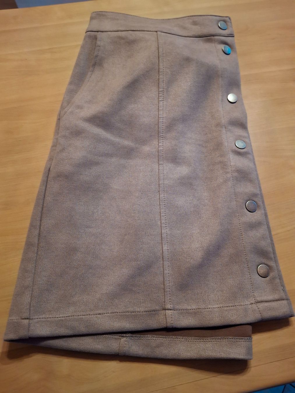 Gonne: Jupe imitation daim taille L marque Chicorée – Usato da Villiers venduto da san_jn5w 8