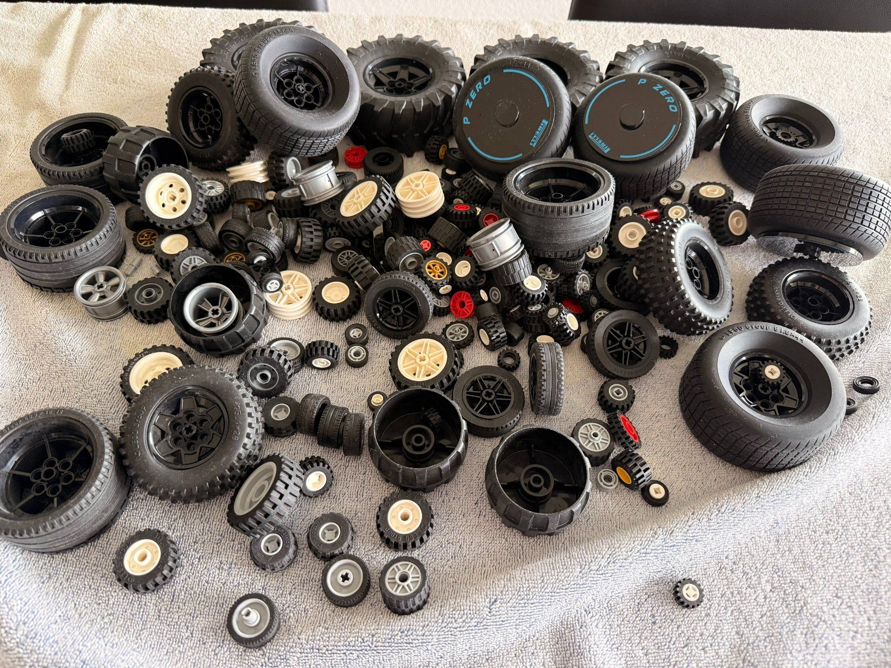 Lego Giocattoli: Lego Räder – Usato da Oftringen venduto da rohrstutz 1