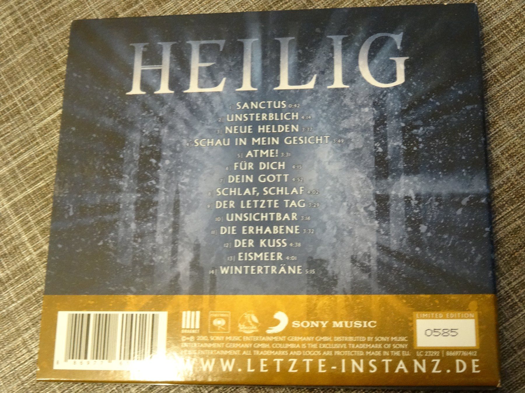 CD: Letzte Instanz - Heilig CD – Usato da Olten venduto da Disc-Ausverkauf 1