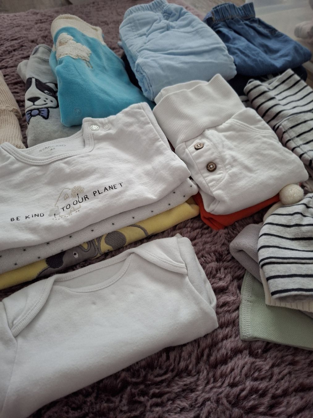 Lotti & Set di vestiti: Kleiderpaket, Grösse 62 (20Stk.) – Usato da Winterthur venduto da Ausmisten2026 1