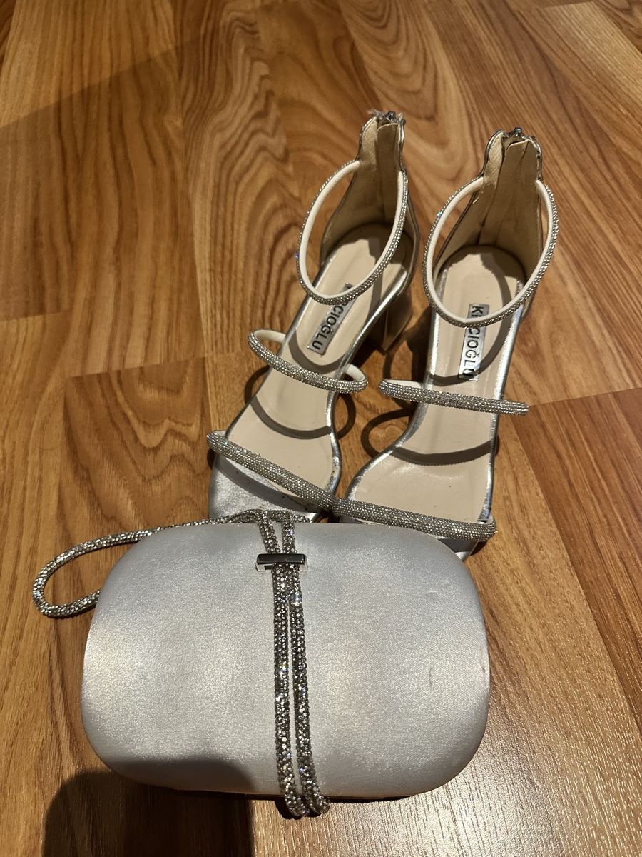 Damenschuhe: Sandalen mit Absat &Tasche Strass Gr.37 – Gebraucht aus Triengen von nes_l8cj