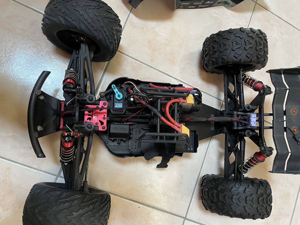 Arrma Modellismo RC: Arrma Kraton 1/8 6s – Usato da Romanel-s-Lausanne venduto da Tigres 4