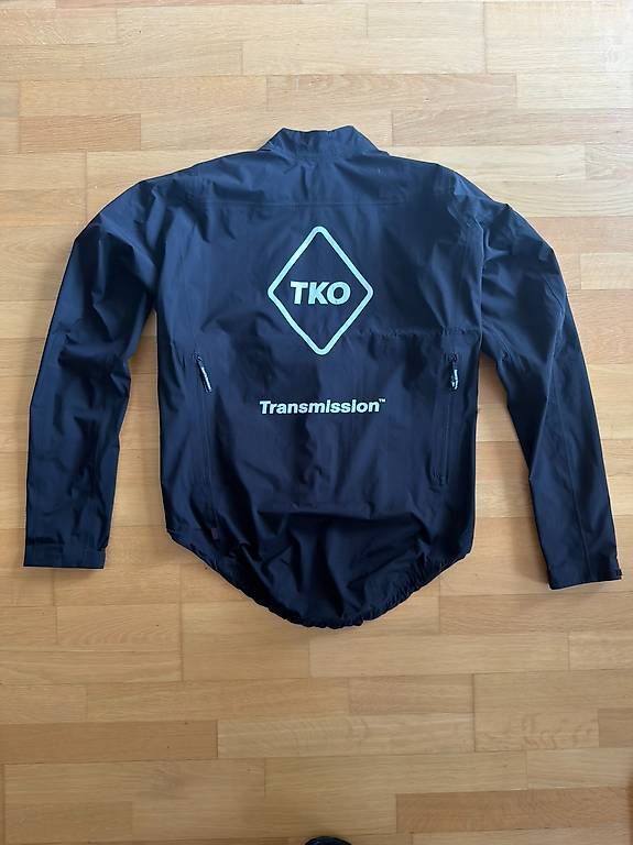 Pas Normal Studios Vestes: Pas Normal Studios T.K.O. Shield Jacket  Men/Grösse M – D'occasion à Zürich par mariusgrieder 2