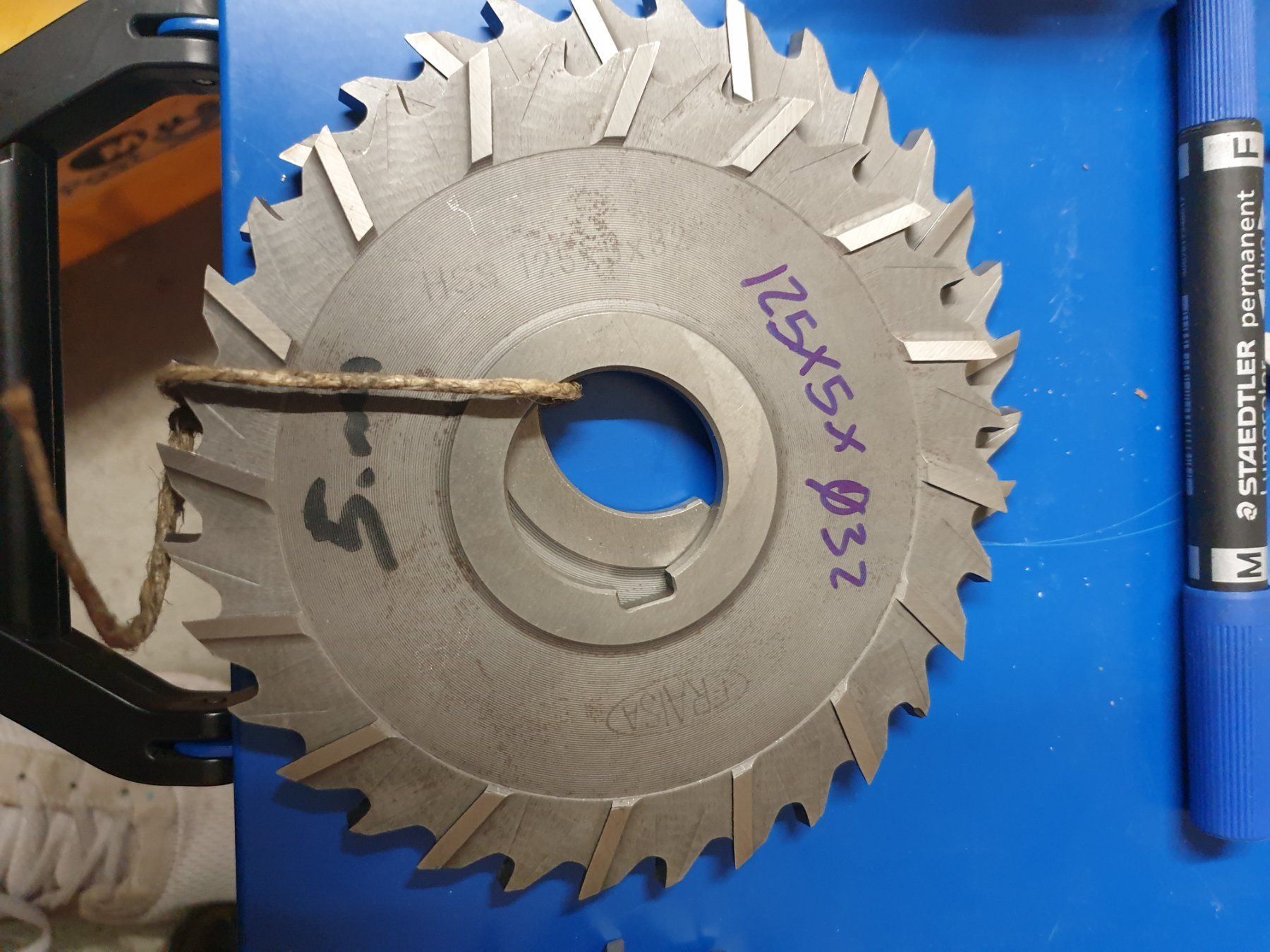 Metall- & Schlosserei Werkzeug: Cnc...Frässcheibe 125 x 5 , 32mm welle – Gebraucht aus Döttingen von Pedro1291