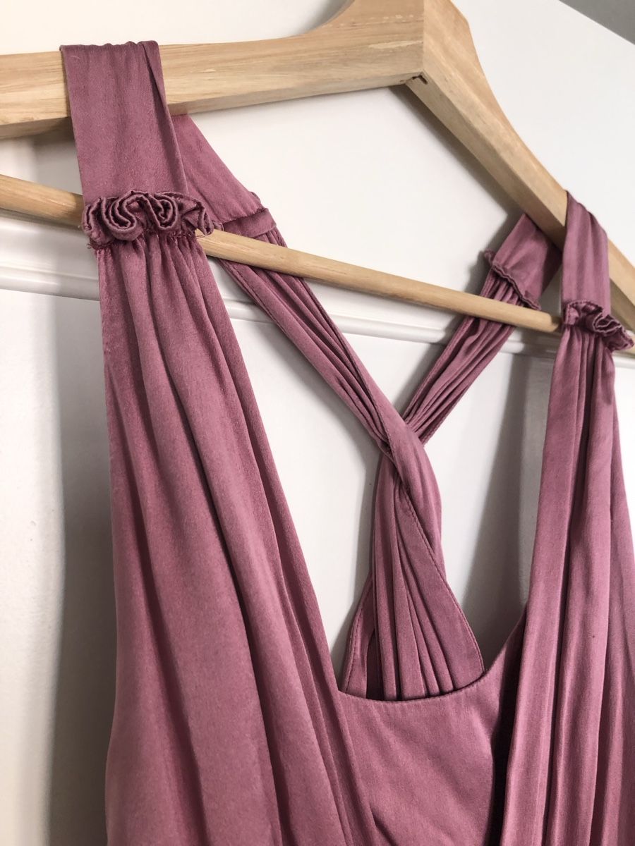 Vestiti: Seidenkleid – Usato da Basel venduto da Kalleskaviar 2