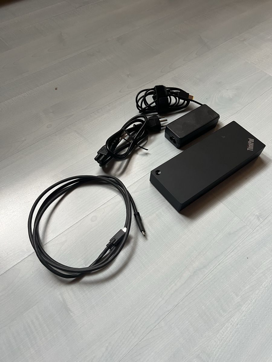 Lenovo Docking station: Lenovo ThinkPad Docking Station – D'occasion à Sachseln par flo_nnc5 3