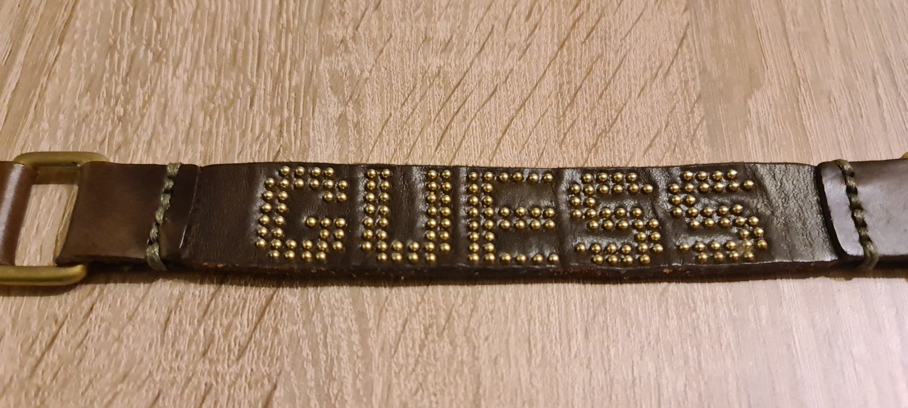Guess Gürtel: GUESS Gürtel, kaum getragen – Gebraucht aus Richterswil von Ivypearl