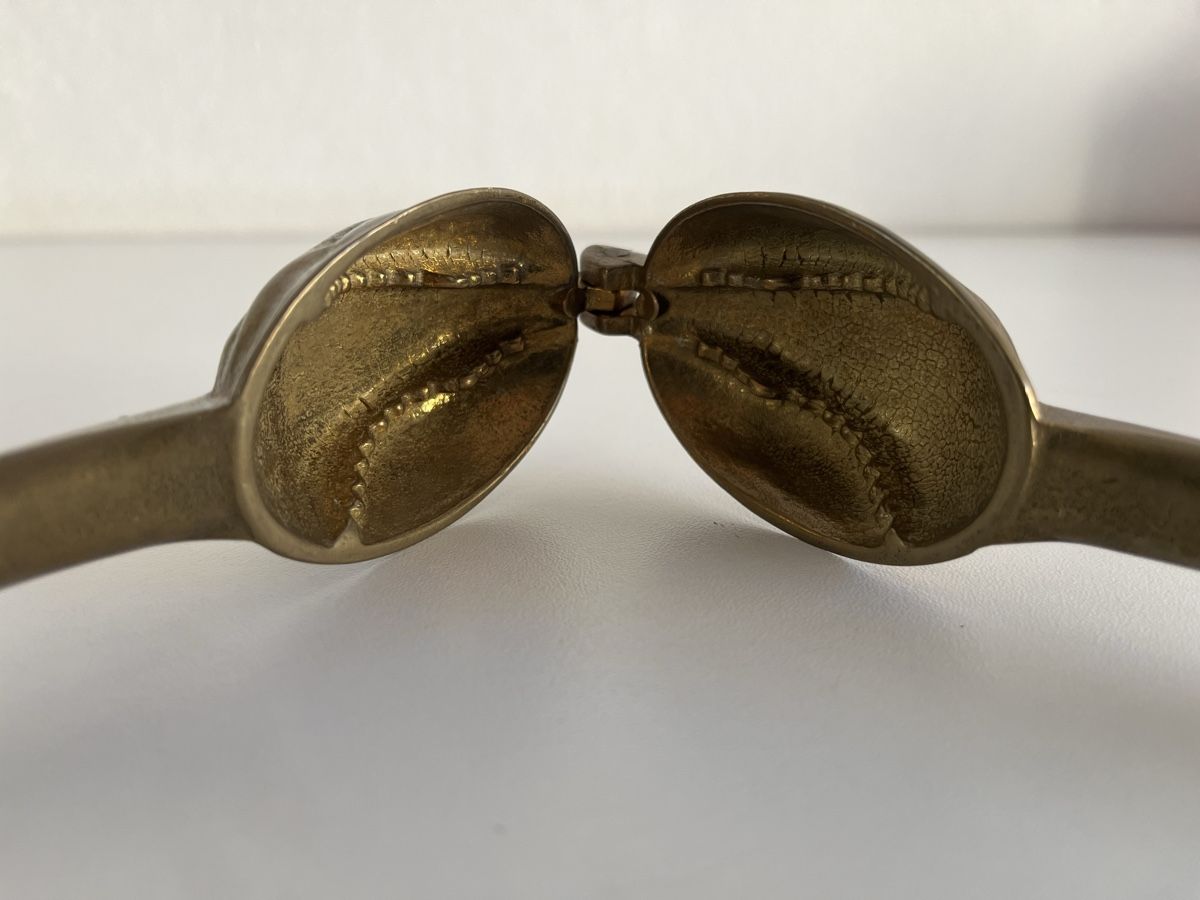 Elettrodomestici da cucina: Vintage Nussknacker aus Messing  – Usato da Wetzikon ZH venduto da seli03 5
