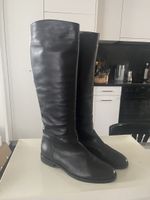 Bottes hautes en cuir noir