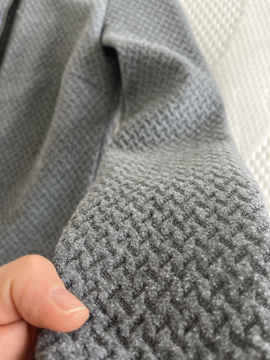 Giacche: Graue VILA Strickjacke , Grösse S – Usato da Hombrechtikon venduto da Kaatja 1