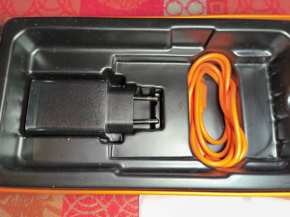 Telefoni cellulari / Smartphones: Oukitel WP55 Pro mit Schutzfolien – Usato da Grub-AR venduto da Medora 2