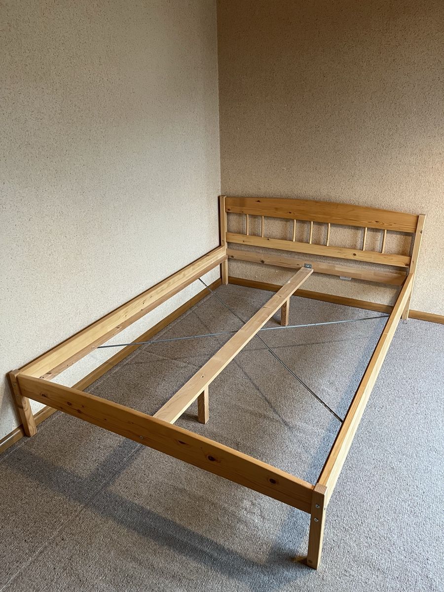 Letti: Bettrahmen 140x200 – Usato da Villmergen venduto da Babiwe