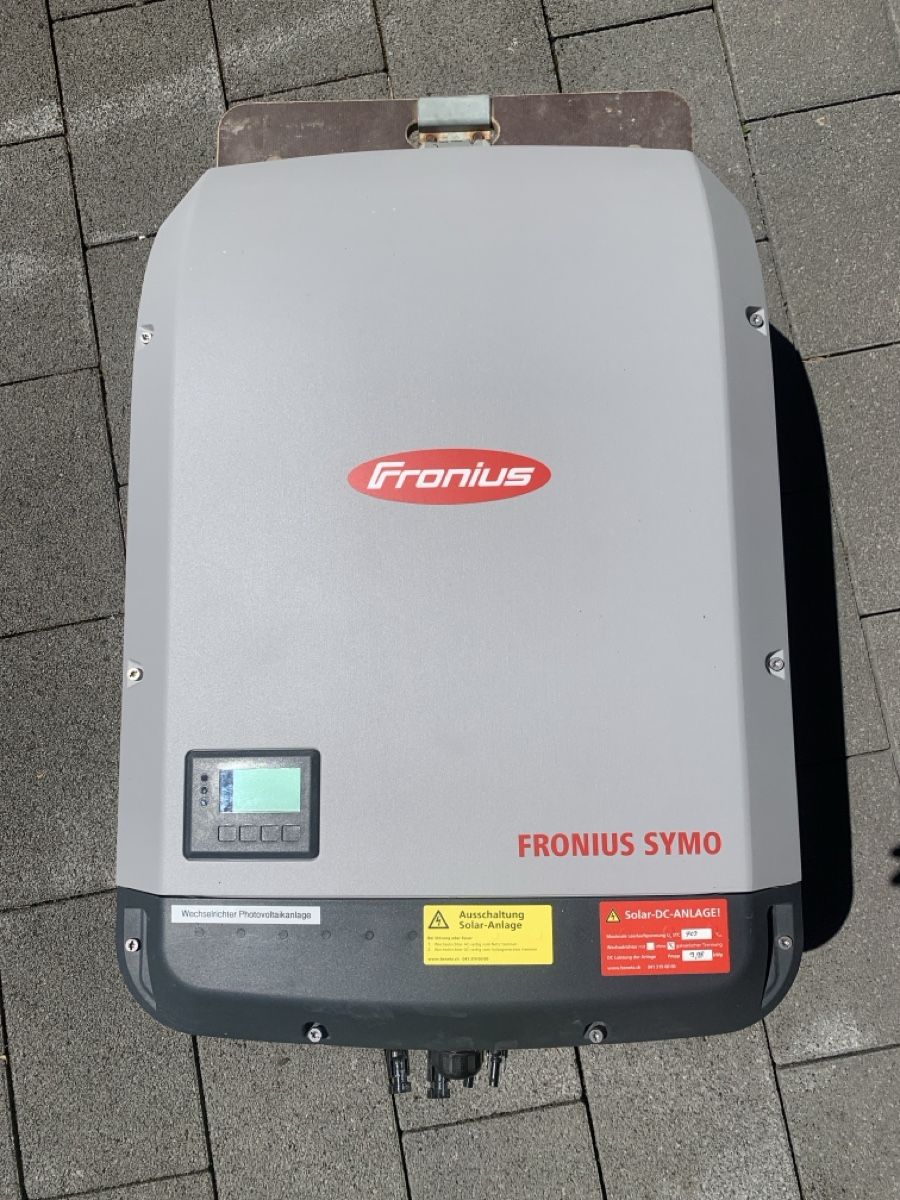 Fronius Inverter: Fronius Symo 10.0-3-M Funktionstüchtig – Usato da Luzern venduto da Adevonjohn