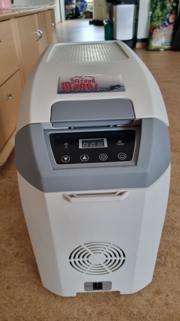 Frigoriferi & Refrigeratori: Kompressorkühlbox – Usato da Vitznau venduto da vitznauer01