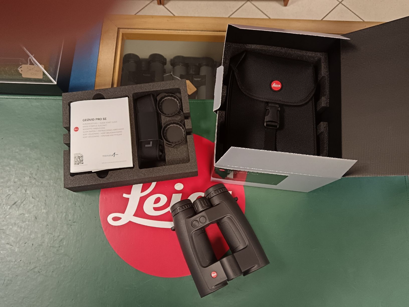Leica Binocoli: Leica Geovid HD 10x42 PRO SE  – Nuovo e nell'imballaggio originale da domodossola venduto da Fernglaser 3
