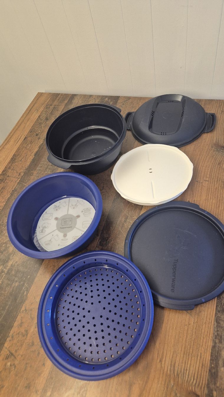 Tupperware Küchengeräte: Micro-CombiGourmet 3 l  – Gebraucht aus Unteriberg von Foxcross