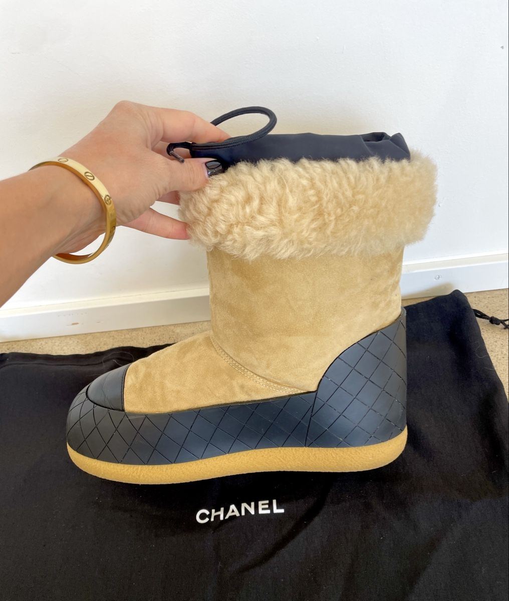 Chanel Scarpe da donna: Chanel Snow Boots – Usato da Stäfa venduto da Nicole093 6